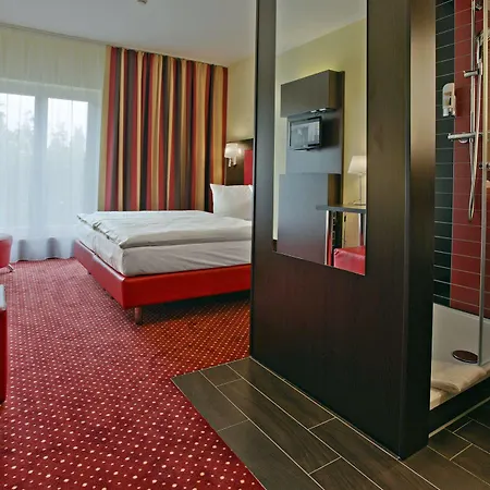Western Plaza Hotel