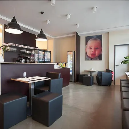 Aparthotel Aparion 3*