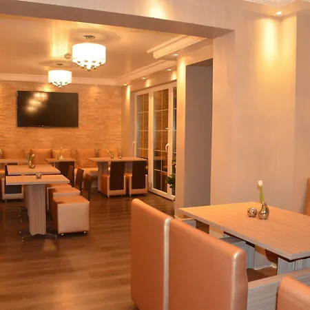 Hotel My 3*