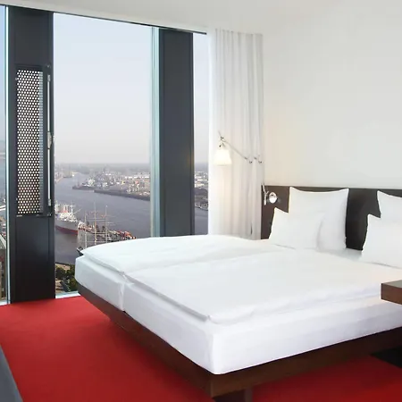 Empire Riverside 4*