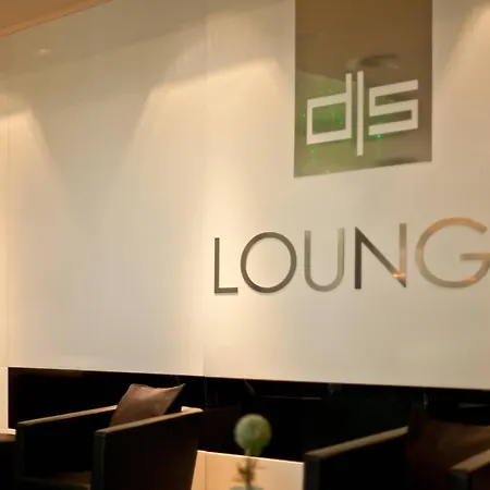 - The Niu, Fusion St. Georg By Ihg Hotel 3*