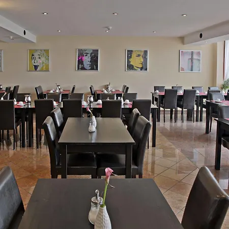 Hotel Plaza Moorfleet
