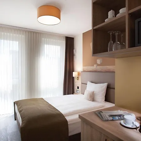 Hotel Stay! Boardinghouse