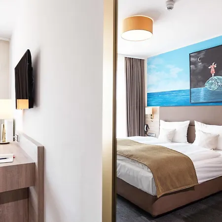 Hotel Stay! Boardinghouse