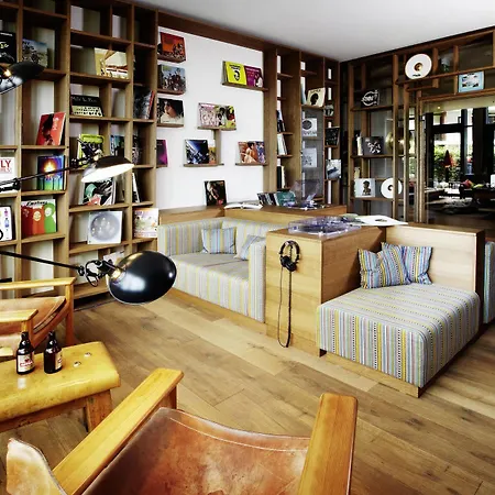 25hours Hafencity Hotel 4*