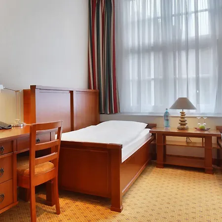 Hotel Bellmoor Im Dammtorpalais 3*
