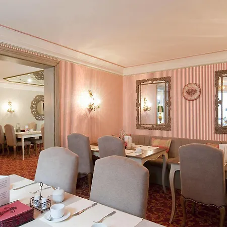 House Hotell