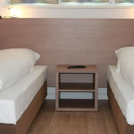 Am Hotel