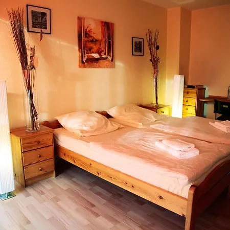 Boardinghouse Mundsburg Hotel apartamentowy 2*