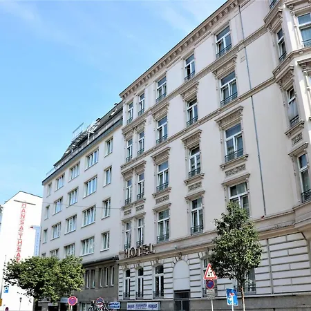 Novum Eleazar Center Hotel 4*