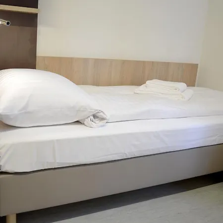 Hana Hotell
