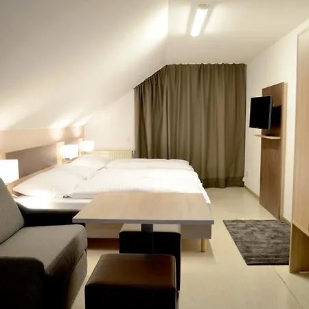 Hana Hotel