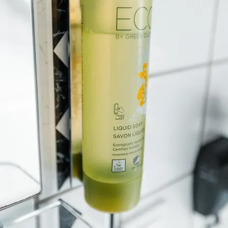 艾姆罗泽巴姆酒店