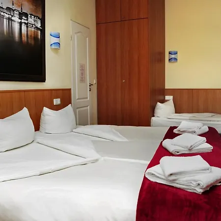 Hotel Altan 2*