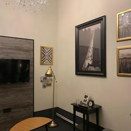 Hamburg Apart Hotel 2*
