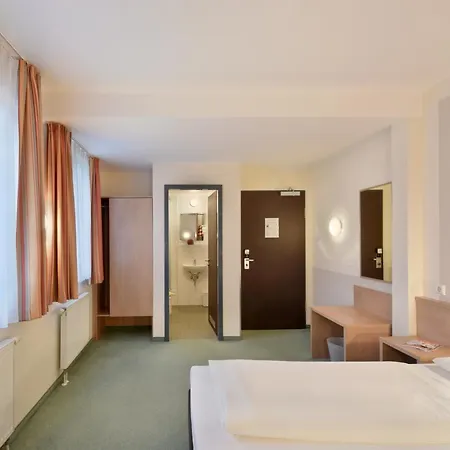 Ξενοδοχείο Meinhotel 2*