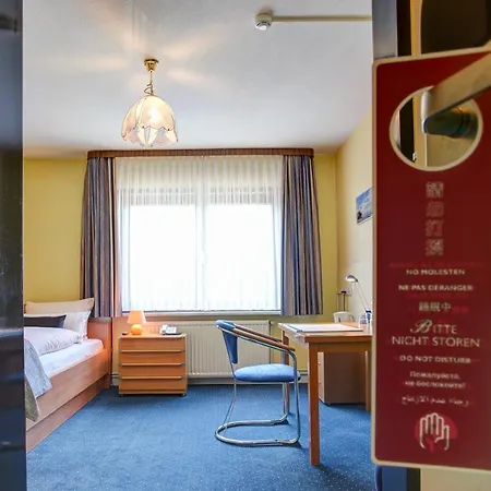 Hotel Elbinsel Free Parking 3* Hamburg