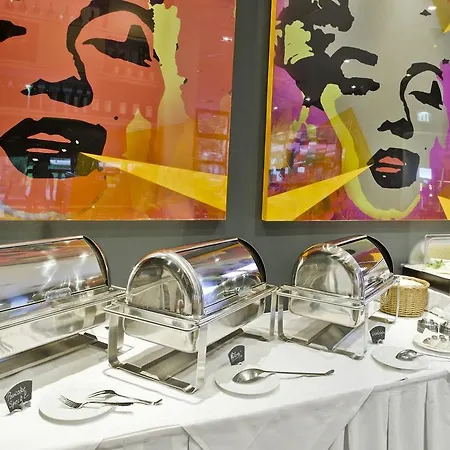 Hotel Western Plaza 4*