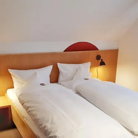 Hotel Baurs Park 3*