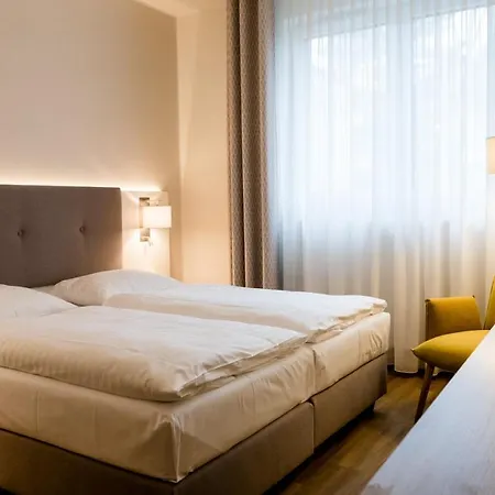 Haus Rissen Gaestehaus 3*