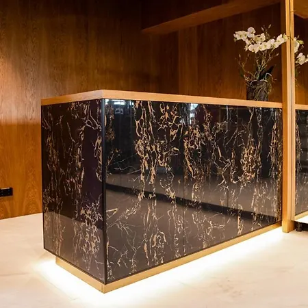 Ginn Elbspeicher Hotel 4*