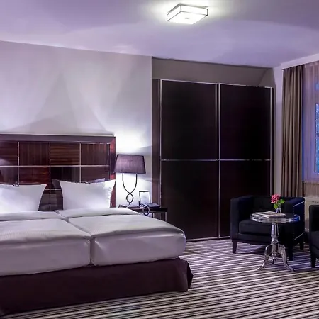 Boutique Poppenbütteler Hof 4*