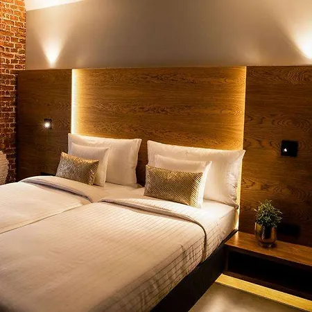 Ginn Elbspeicher Hotel 4*