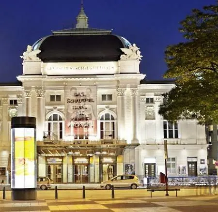 Novum Graf Moltke Szálloda 3*