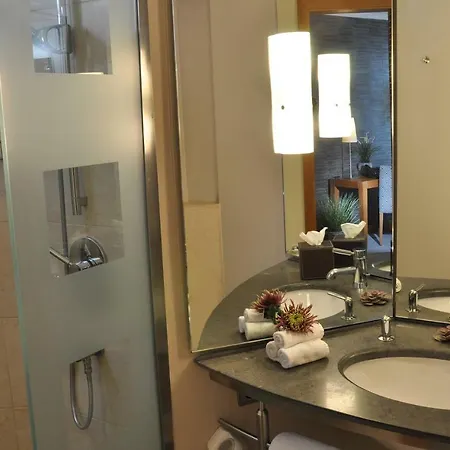 Eggers 4* Amburgo