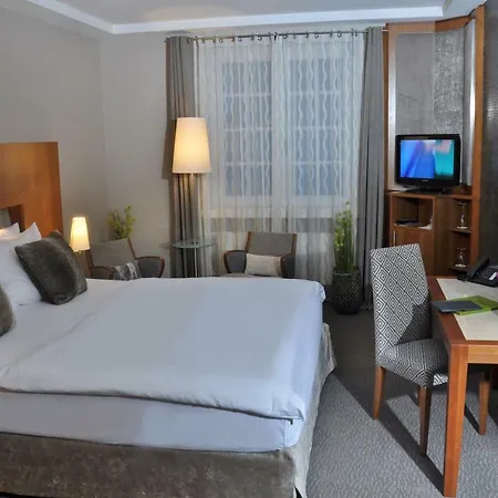Eggers 4* Amburgo