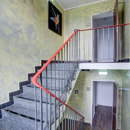 West Hotel 3*