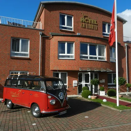 Am Elbufer Hotel 3*
