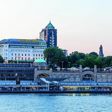 Hafen 4* Hamburg