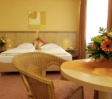 Imperial Hotel 3*