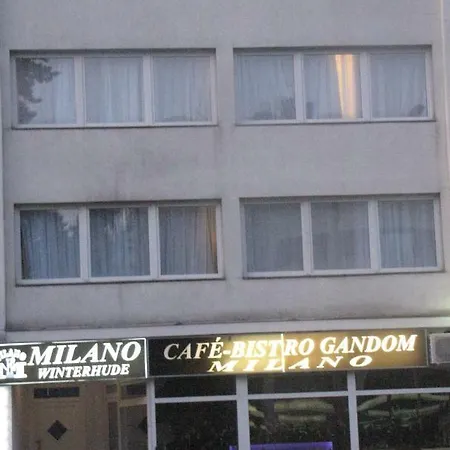 Milano 3*