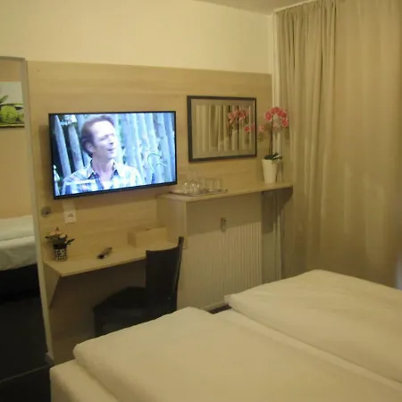 Milano 3*