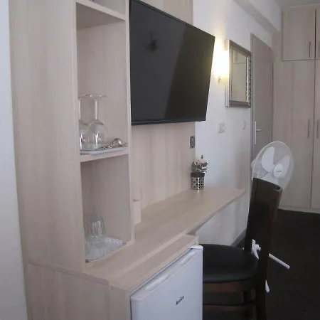 Hotel Milano 3*
