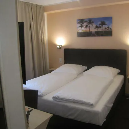 Milano Hotel 3*