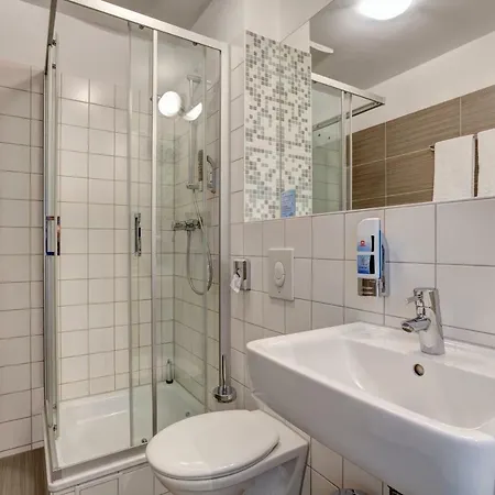 Meininger Center Otel Hamburg