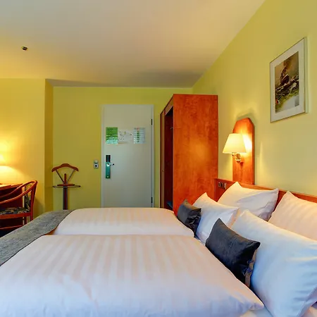 Hotel Elbinsel Free Parking Hamburg
