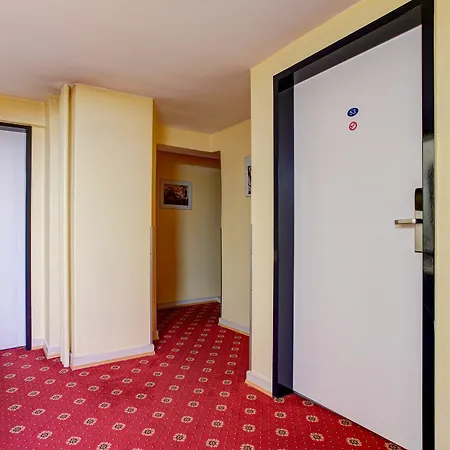 Hotel Elbinsel Free Parking 3* Hamburg