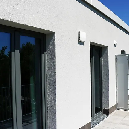 Aparthotel Signature East