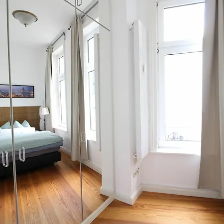 Exclusive Station Apartment