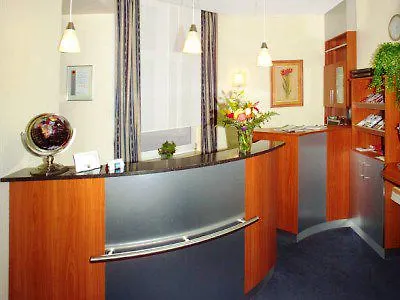 Lumen Am Hauptbahnhof Hotel 3*