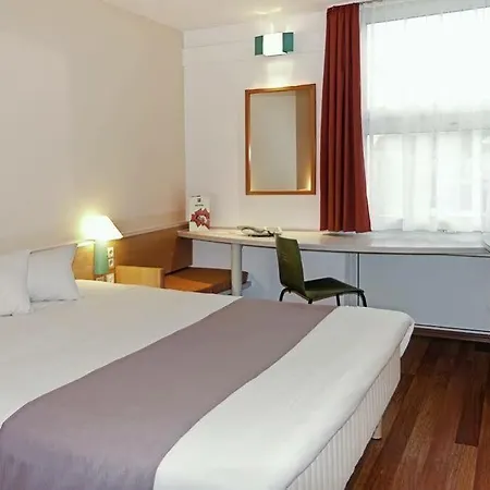 Hotel Ibis Alsterring 3*