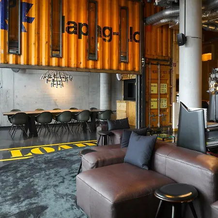 Hotel 25hours Hafencity 4*