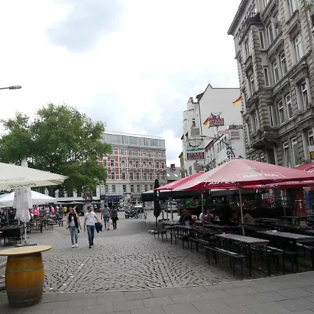 Sleep In St. Pauli