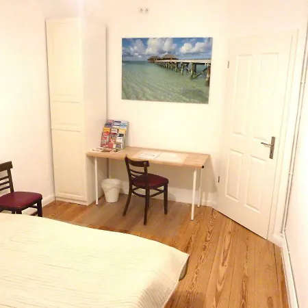 Need - Homestay *