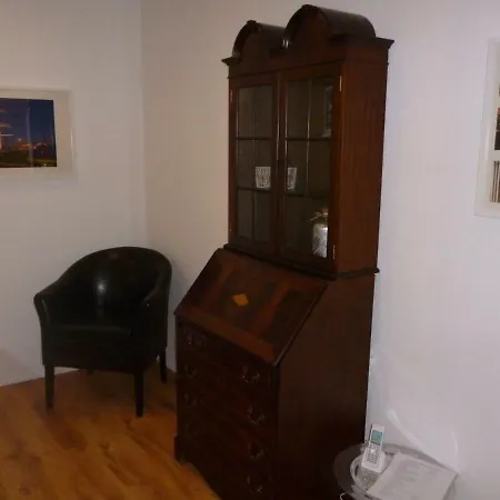 Apartment City-apartment