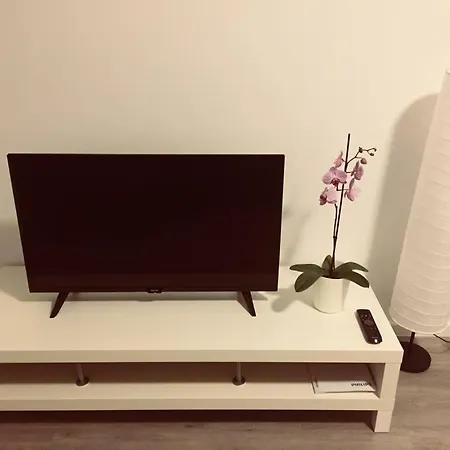 Uptown Residences Apartment *